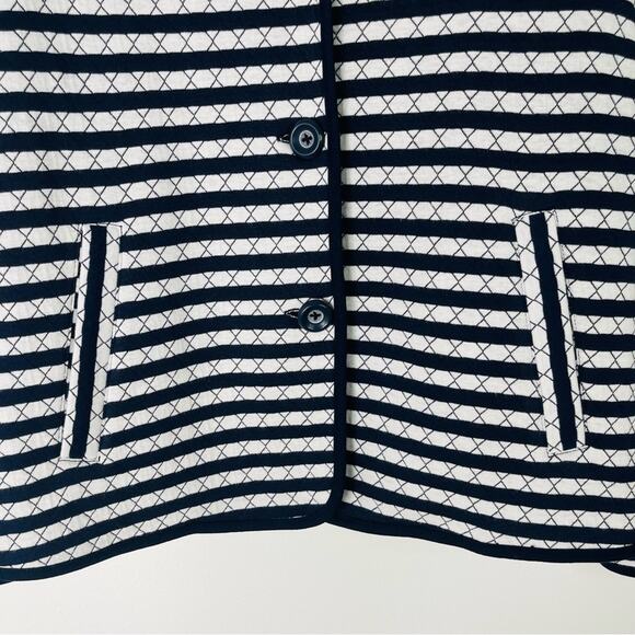 Chico’s blue white striped quilted coastal nautical preppy jacket medium - Picture 3 of 7